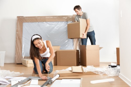 Moving van service for North Woolwich homes and local relocations