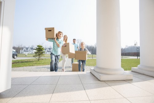 Commercial removals support in North Woolwich