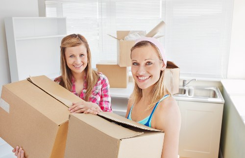 Residential and business moving support in North Woolwich