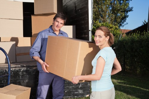 Flexible moving van service for local customers in North Woolwich